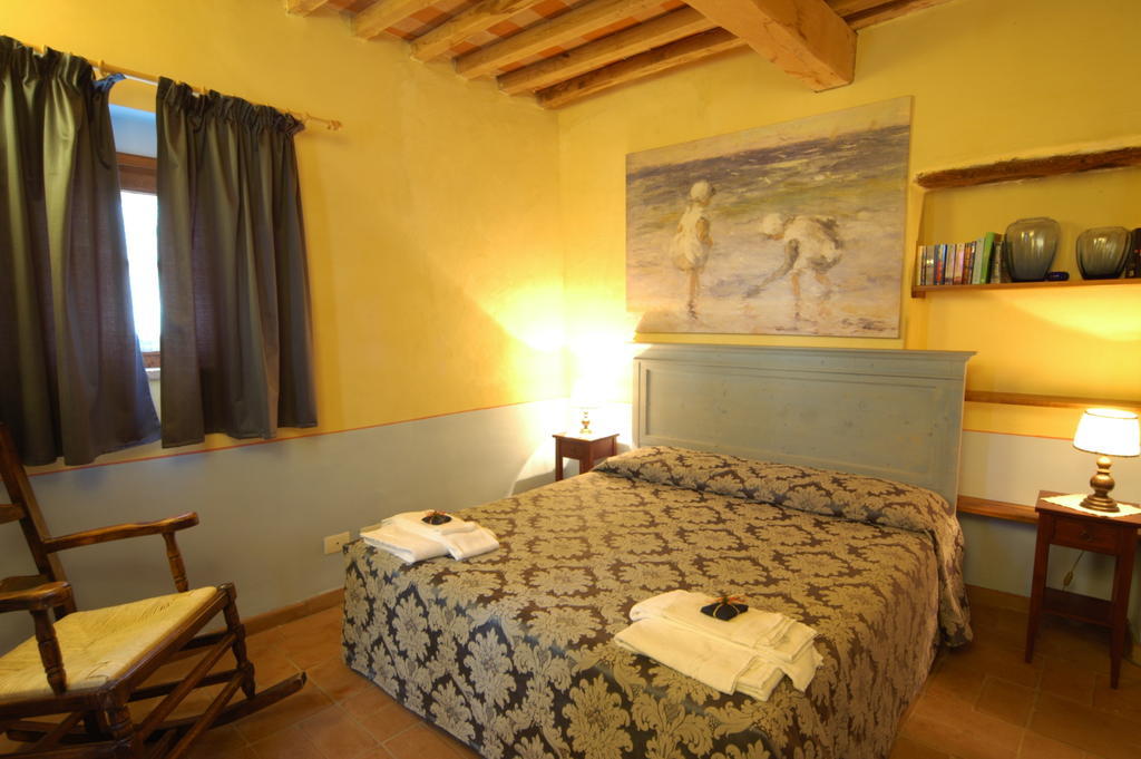 Agriturismo Podere La Marronaia Σαν Τζιμινιάνο Δωμάτιο φωτογραφία